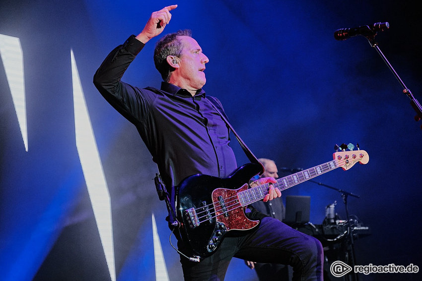 OMD (live in Frankfurt 2019)