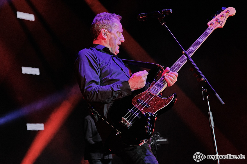 OMD (live in Frankfurt 2019)