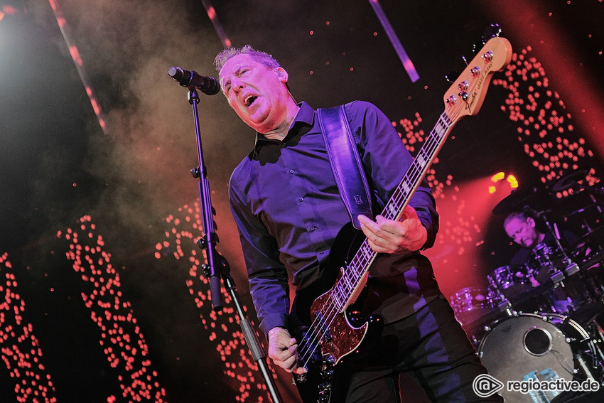 OMD (live in Frankfurt 2019)