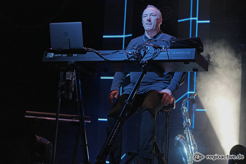 OMD (live in Frankfurt 2019)