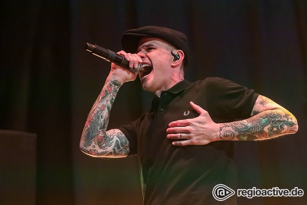 Bestens aufgelegt - Folk-Punk-Party: Bilder von Dropkick Murphys live in Mannheim 