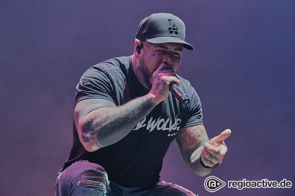 Das Heulen der bösen Wölfe - Fotos von Bad Wolves live als Support von Five Finger Death Punch in Frankfurt 