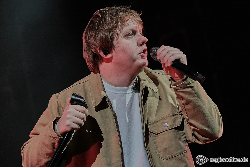 Lewis Capaldi (live in Frankfurt 2020)