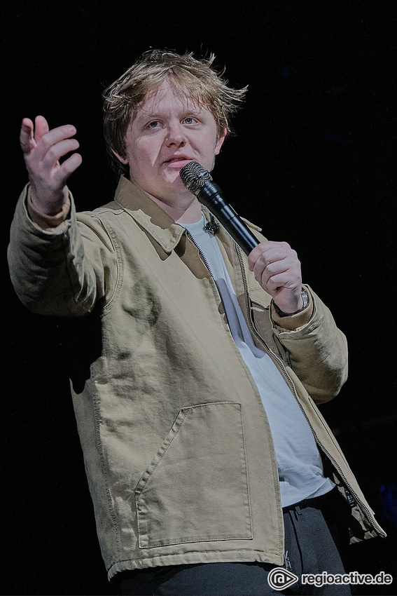 Lewis Capaldi (live in Frankfurt 2020)