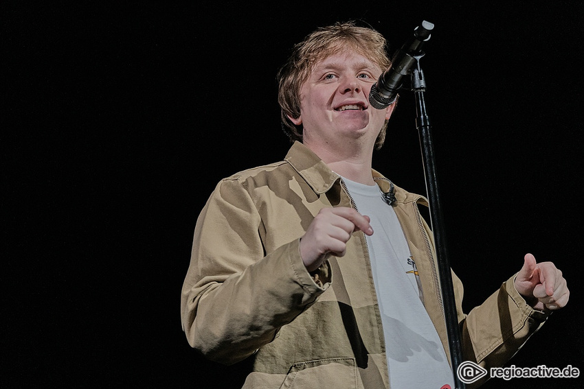 Lewis Capaldi (live in Frankfurt 2020)