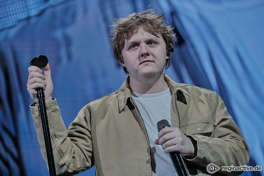 Lewis Capaldi (live in Frankfurt 2020)