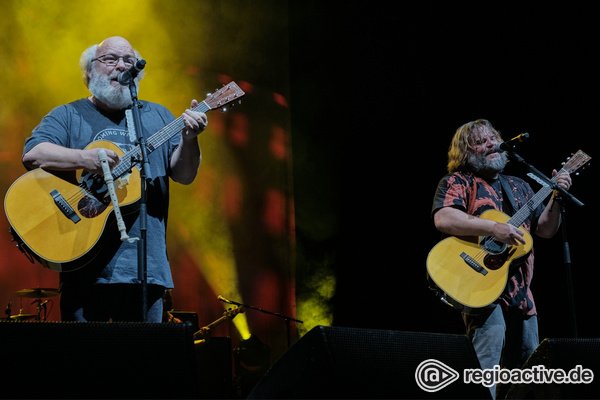 Gezeichnet und echt - Post-apokalyptisch: Fotos von Tenacious D live in der Festhalle Frankfurt 