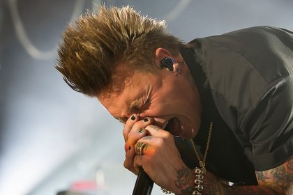 Die Kakerlaken sind los - Am Anschlag: Bilder von Papa Roach live in der Stadthalle Offenbach 