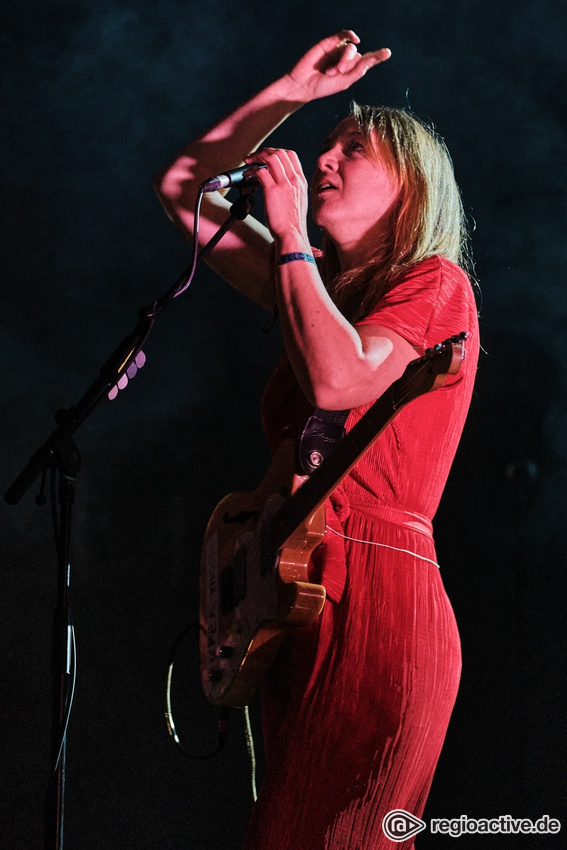 Sophie Hunger (live beim 10. Maifeld Derby in Mannheim 2021)