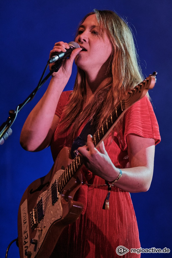 Sophie Hunger (live beim 10. Maifeld Derby in Mannheim 2021)