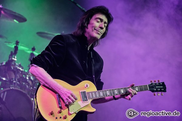 Neues, altes Thema - Steve Hackett Tour 2024: Genesis-Klassiker, 'Lamb'-Highlights und neues Solo-Album 