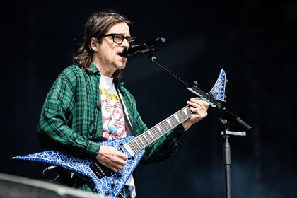 Einzigartig wie immer - Elegant: Bilder von Weezer live bei Rock am Ring 2022 