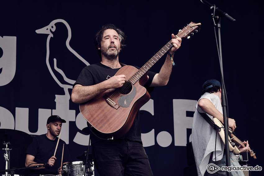 Rolling Blackouts Coastal Fever (live beim Maifeld Derby Festival 2022 in Mannheim)