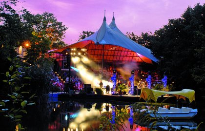 Idyllisches Open-Air - Der Seebühnenzauber im Mannheimer Luisenpark kehrt 2022 zurück 