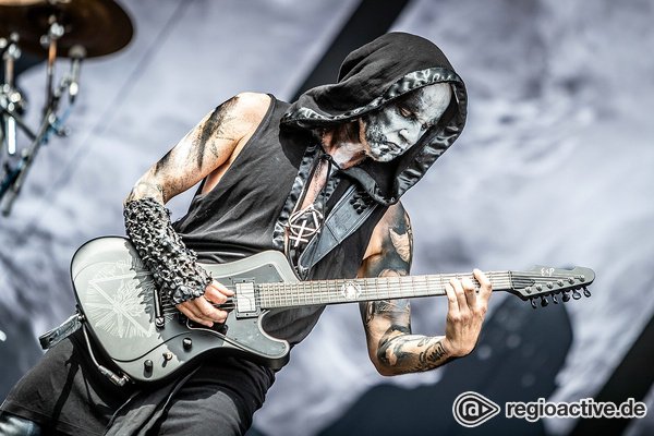 Härte aus Polen - Extrem: Live-Fotos von Behemoth live beim Download Festival Germany 2022 