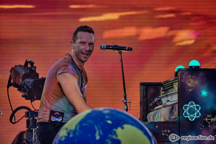 Coldplay (live in Frankfurt 2022)