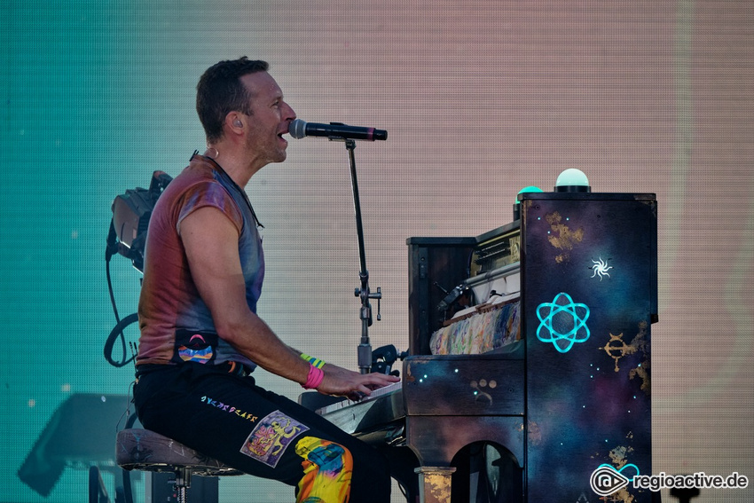 Coldplay (live in Frankfurt 2022)