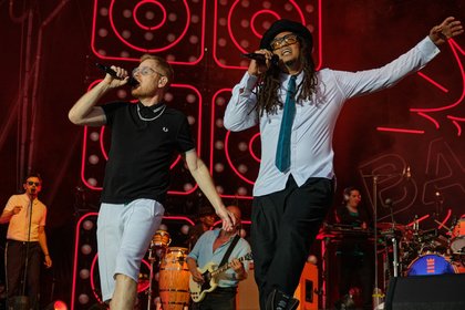 Bam Bam, die Zweite - Riesenparty: Fotos von Seeed live im Volkspark Mainz 