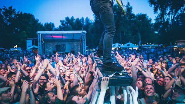 Klein, aber fein - Trebur Open Air kündigt zweite Bandwelle mit Turbostaat und weiteren Acts an 