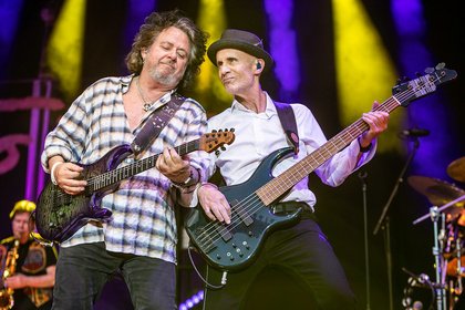 Andere Seiten - Toto überzeugen bei Musik im Park in Schwetzingen auch in neuer Besetzung 