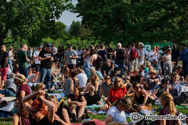 Sonnig mit Regenbogen - Impressionen vom Freitag beim Heimspiel Knyphausen 2022 in Eltville 