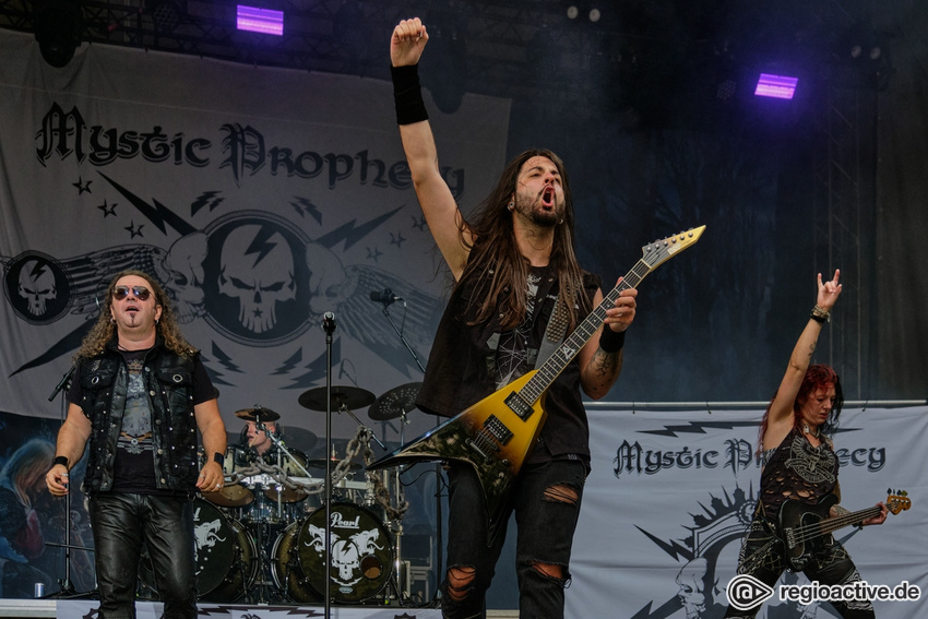 Mystic Prophecy (live in Gießen 2022)