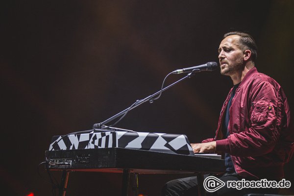 Ausverkauftes Haus - Mit Streichern: Fotos von Danger Dan live in der Alten Oper in Frankfurt 