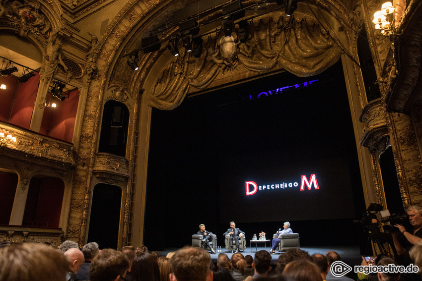 Depeche Mode bei ihrer Pressekonferenz in Berlin am 4. Oktober 2022