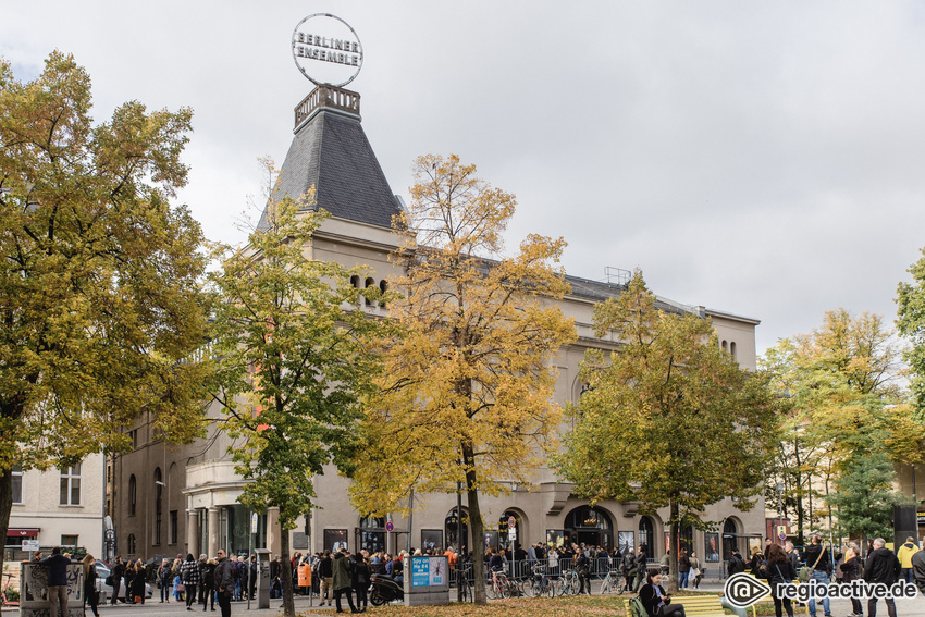 Depeche Mode bei ihrer Pressekonferenz in Berlin am 4. Oktober 2022