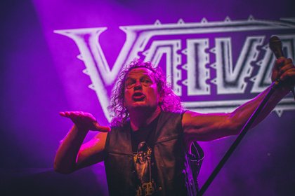 Metal aus Kanada - Bilder von Voivod als Opener von Opeth live in Wiesbaden 