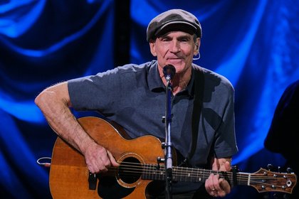 Begnadeter Entertainer - James Taylor begeistert in Frankfurt mit Witz und Spielfreude 