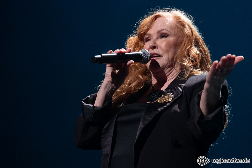 Carol Decker (T'Pau) bei der Night Of The Proms in Hamburg, 2022