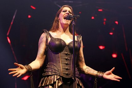 Mit wehenden Haaren - Nightwish: Bilder der Metal-Band live in Frankfurt 