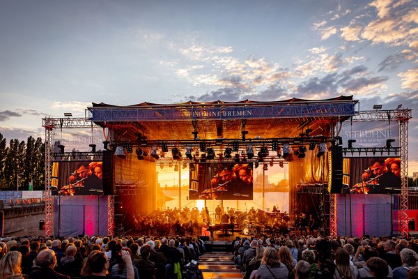 Am Ufer der Weser - Seebühne Bremen bietet vielfältiges Programm im Sommer 2023 