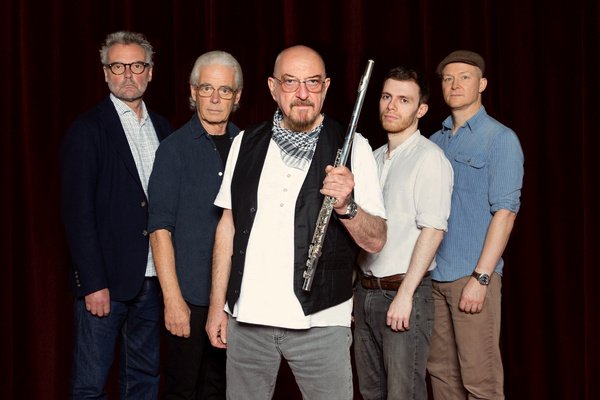 Bunte Mischung - Konzertsommer im Amphitheater Hanau 2023 mit Jethro Tull, Helge Schneider und BAP 