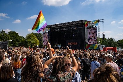 Festivalbaum trägt bunte Früchte - Juicy Beats Festival wird 2023 größer und bestätigt Kraftklub und SDP 