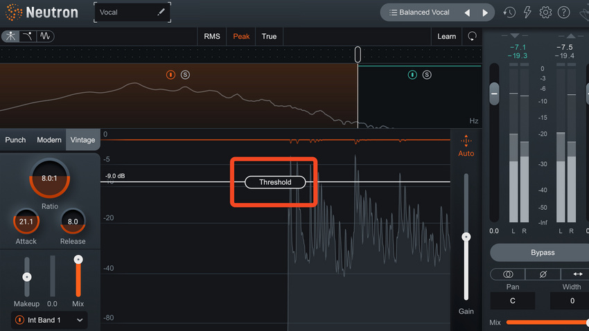 Bei einem Kompressor wie dem in Izotope Neutron 4 muss vor allem der Threshhold an das Quellmaterial angepasst werden.