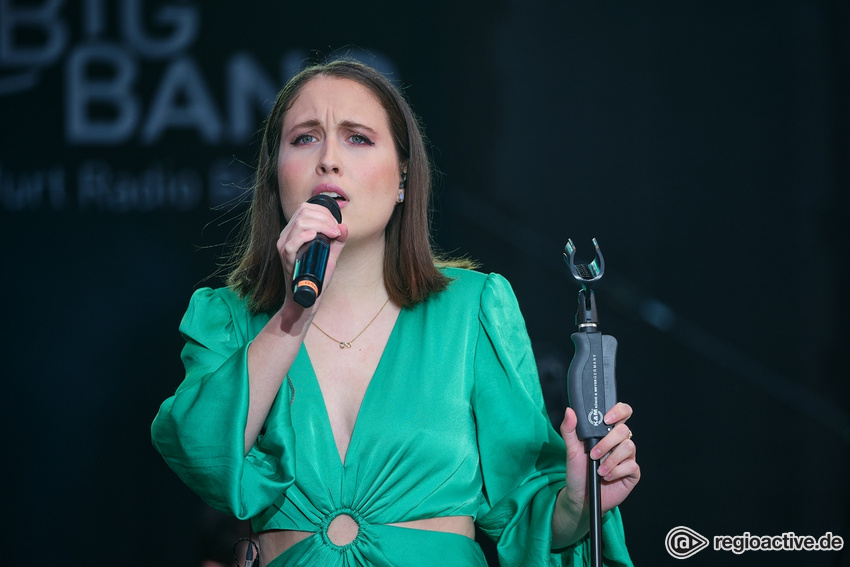 hr-Bigband & Alice Merton (live in Frankfurt 2023)