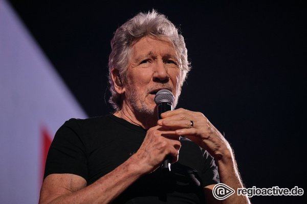 Ein Mann im Mittelpunkt - Kontrovers: Bilder von Roger Waters live in der Festhalle Frankfurt 