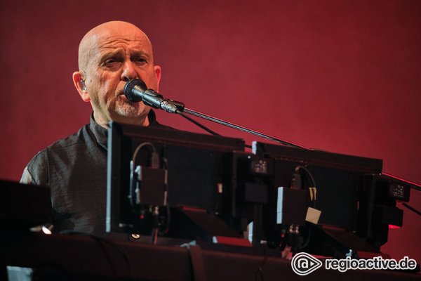 Außergewöhnlich - Peter Gabriel: Fotos der "i/o Tour" live in der Festhalle Frankfurt 