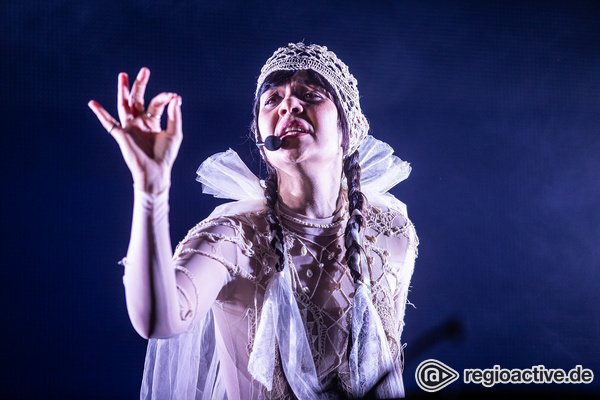 Düster und intensiv - Fotos vom Freitag des Maifeld Derbys 2023 mit Bat For Lashes, Death Grips und Sevdaliza 