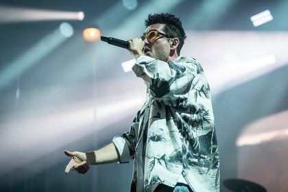 Das Debüt und mehr - Bastille sorgen bei Musik im Park in Schwetzingen für Euphorie 