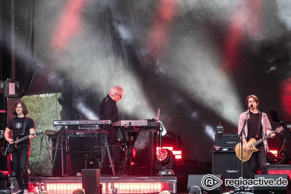 Unter einem Dach - Porcupine Tree: Fotos der Reunion-Tour live bei Musik im Park in Schwetzingen 