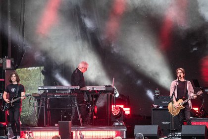 Unter einem Dach - Porcupine Tree: Fotos der Reunion-Tour live bei Musik im Park in Schwetzingen 