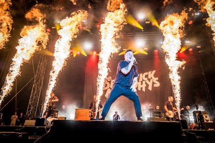 Partystimmung - Fotos: Dropkick Murphys fackeln Highfield Festival 2023 mit Irish-Folk ab 