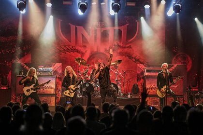 Gamma Ray-Umfeld - Fotos von The Unity als Opener von Primal Fear live in Frankfurt 