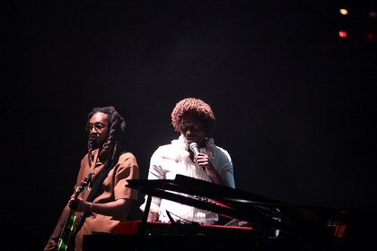 Am richtigen Ort - Eindrucksvoll: Bilder von Benjamin Clementine live in Frankfurt 