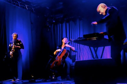 Vielseitiges Trio - Enjoy Jazz 2023: Experimentelles Konzert in der Alten Feuerwache mit Alexandra Lehmler 