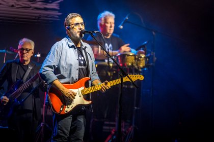 Legitime Nachfolger - Fotos und Bericht: Dire Straits Legacy live im Haus Auensee in Leipzig 