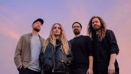 Mannheimer Band Dewy Pines spielt Support für Welshly Arms in Mainz